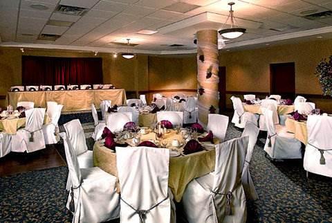 Four Points By Sheraton Hotel & Suites Calgary West Restoran foto